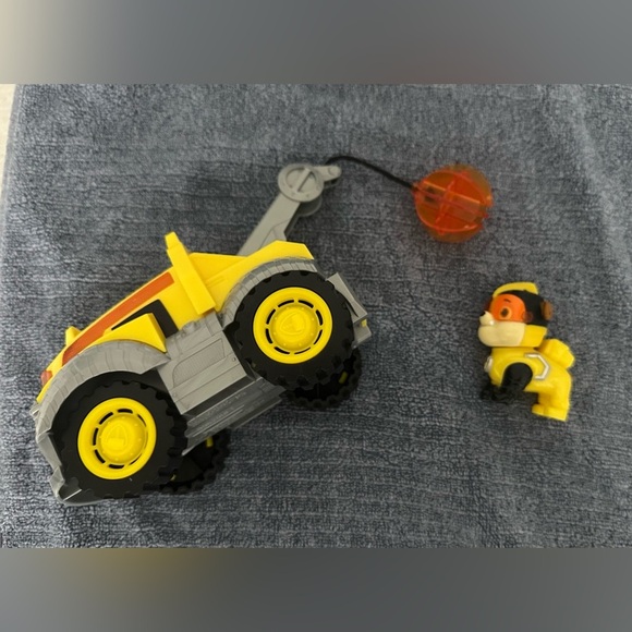 💫Mighty Pups: Super PAWs Rubble’s Deluxe Vehicle with Lights & Sound💫 - Picture 4 of 8